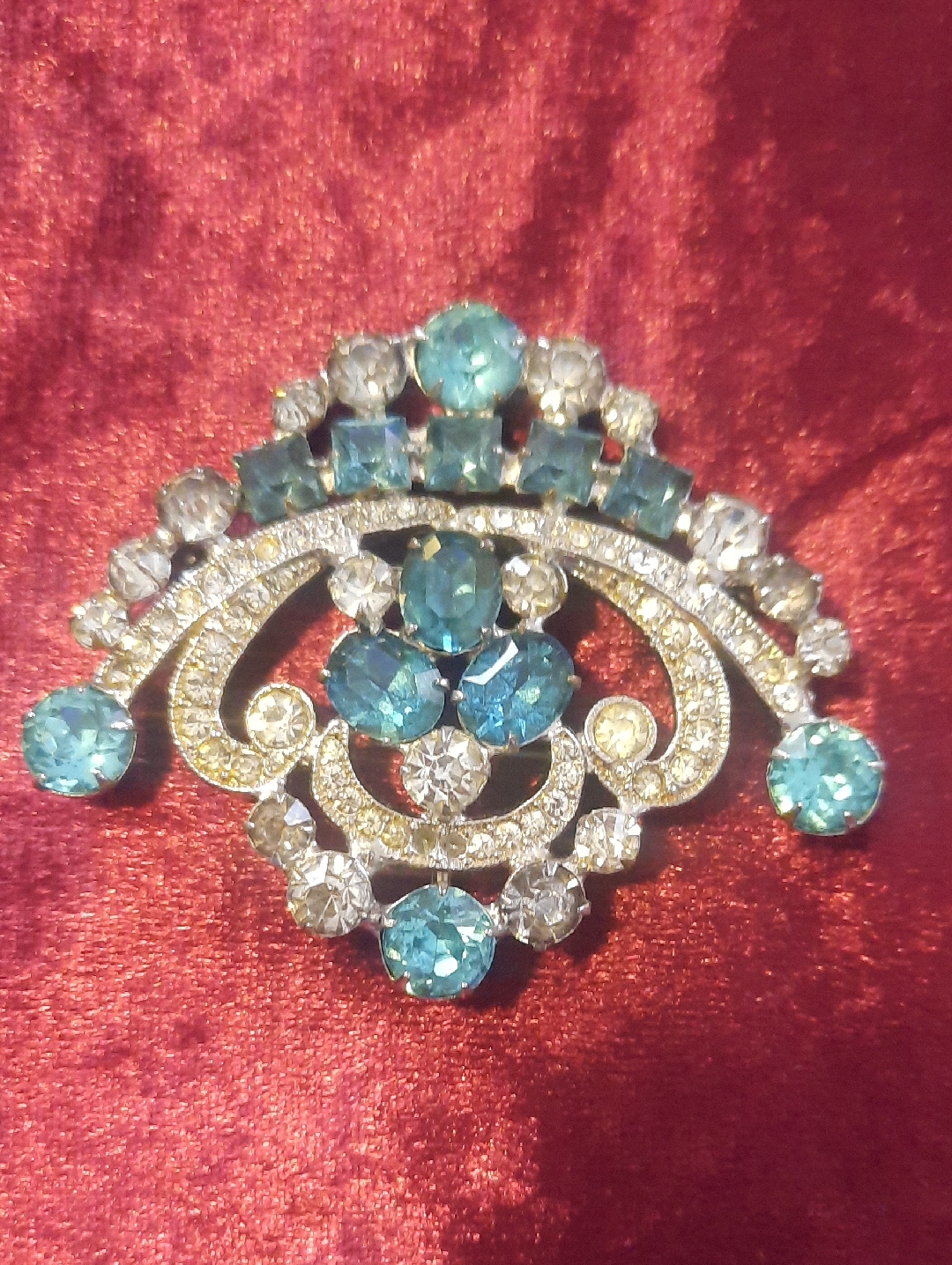 Large Rare Weiss Crown Broach